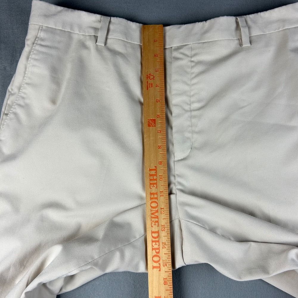 Tiger Woods Collection Golf Pants Mens 40x30 Beige Flat Front Stretch 229980-245 - Picture 8 of 16